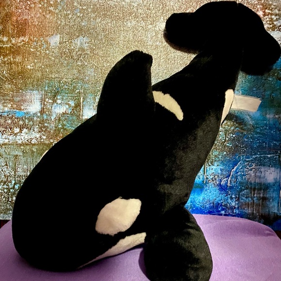 Vintage 1991 Toys R’ Us Killer Whale Plush - Picture 2 of 2